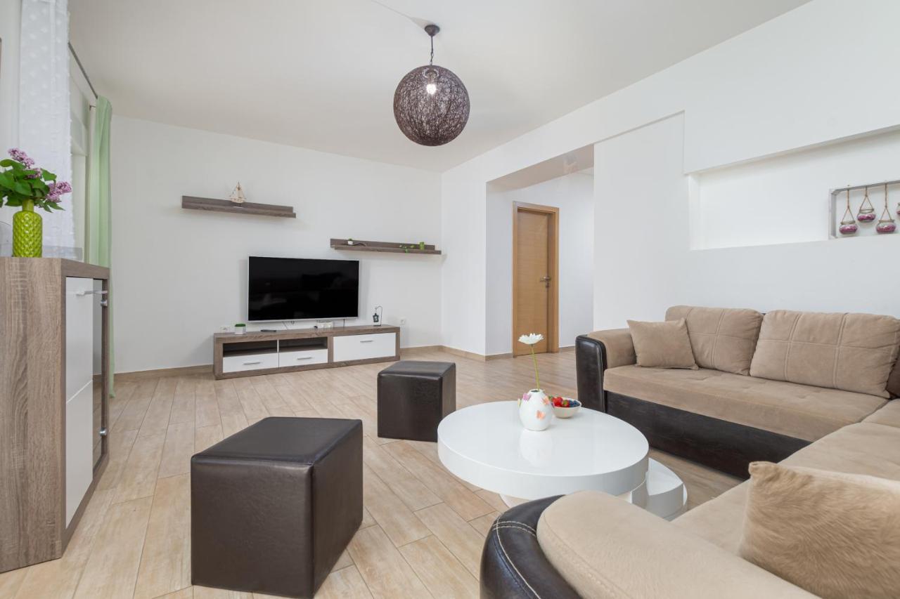 Kuca Lana Apartman Medulin Kültér fotó