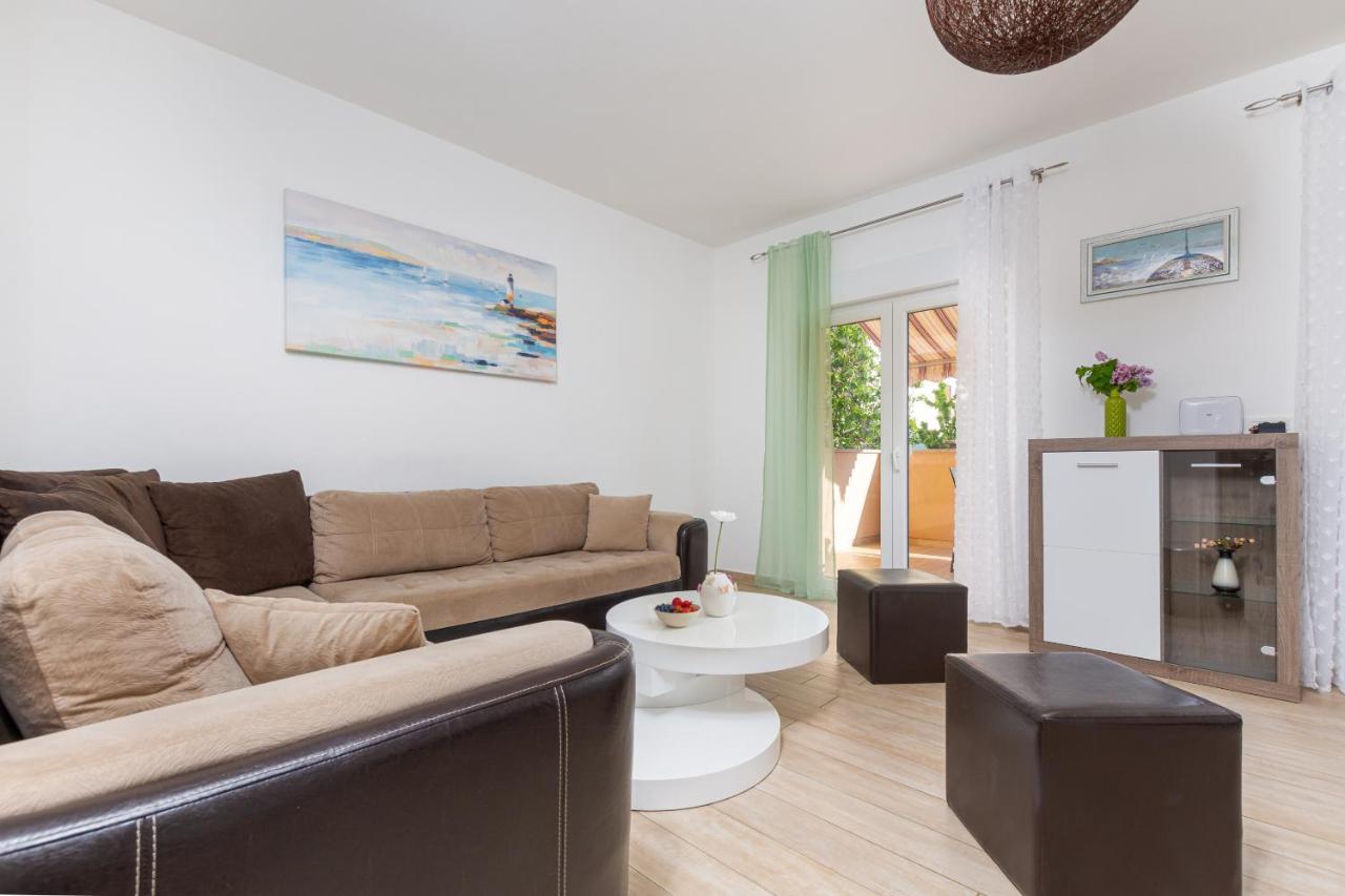 Kuca Lana Apartman Medulin Kültér fotó