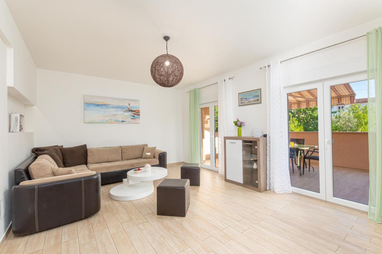 Kuca Lana Apartman Medulin Kültér fotó