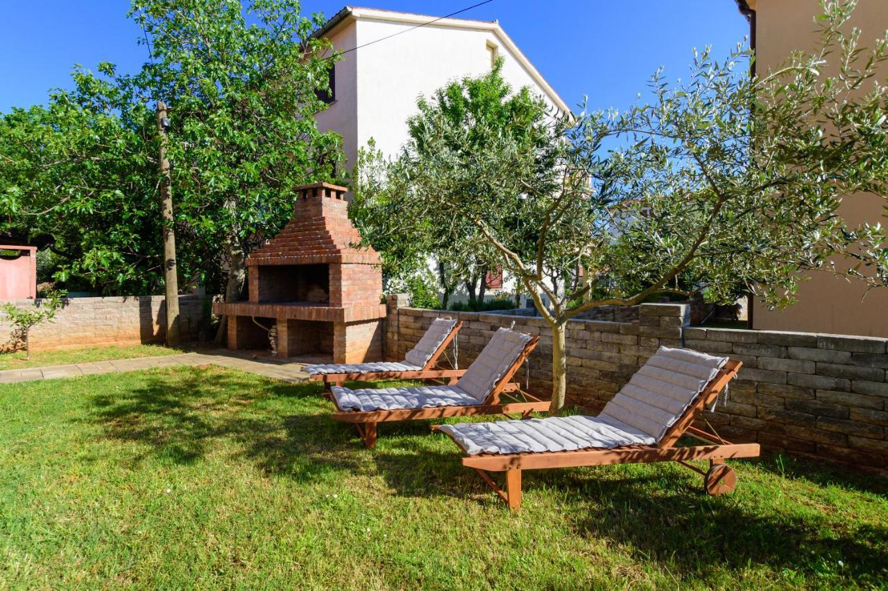Kuca Lana Apartman Medulin Kültér fotó