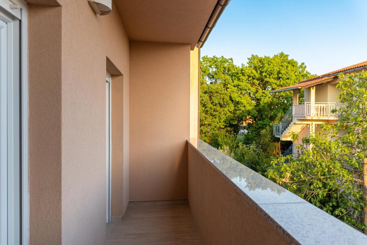 Kuca Lana Apartman Medulin Kültér fotó